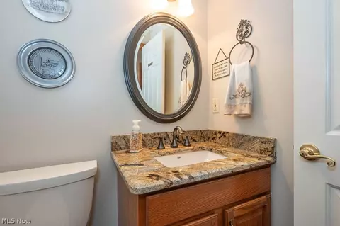 114 Lost Creek Dr, Boardman, OH 44512 photo 8