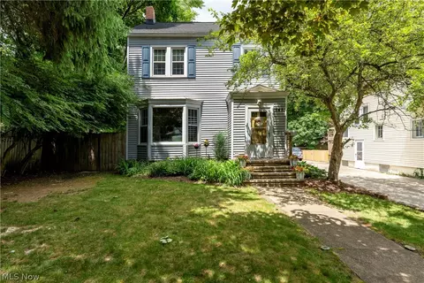745 Wellesley Ave, Akron, OH 44303