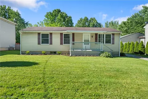 2060 Liberty Rd, Stow, OH 44224