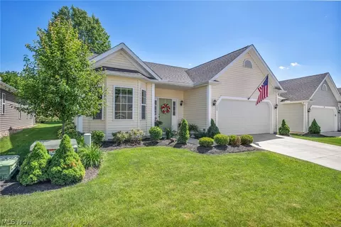 169 Haydens Arbor, Elyria, OH 44035