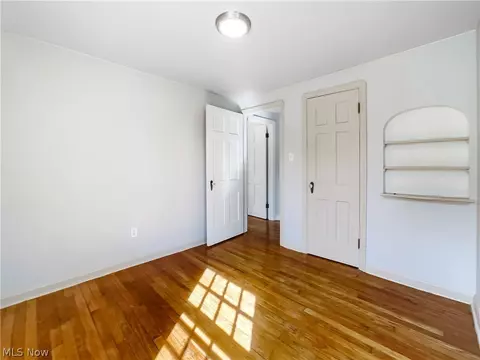 Bedroom - 761 E 236th St, Euclid, OH 44123 photo 6 of 6