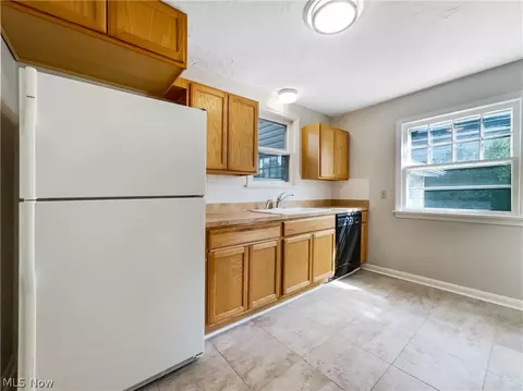 Kitchen - 761 E 236th St, Euclid, OH 44123 photo 1 of 1