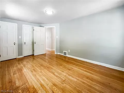 Bedroom - 761 E 236th St, Euclid, OH 44123 photo 1 of 6