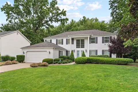 28338 Farrs Garden Path, Westlake, OH 44145