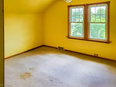 175 Hill St, Rayland, OH 43943 photo 14