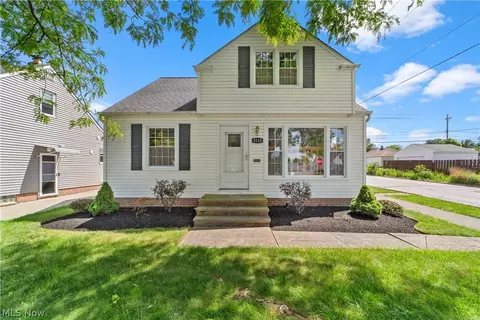 3115 Klusner Ave, Cleveland, OH 44134