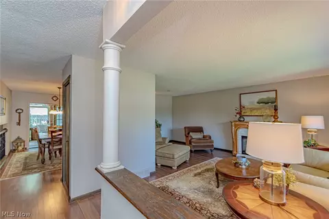 128 Huntington Cir, Elyria, OH 44035 photo 6
