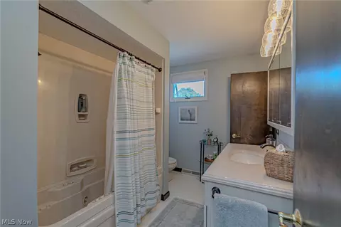 128 Huntington Cir, Elyria, OH 44035 photo 31