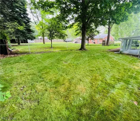 1 Square Circle Dr, Madison, OH 44057 photo 12