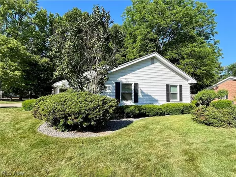 1 Square Circle Dr, Madison, OH 44057 photo 8