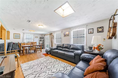 4108 Mohawk Dr, Lorain, OH 44055 photo 12