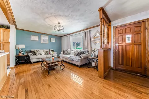 4108 Mohawk Dr, Lorain, OH 44055 photo 4