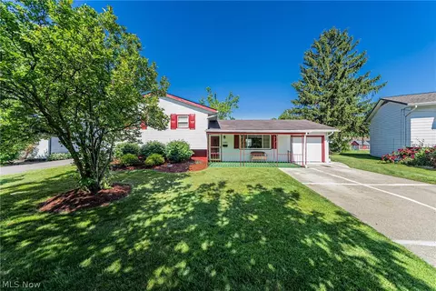 4108 Mohawk Dr, Lorain, OH 44055