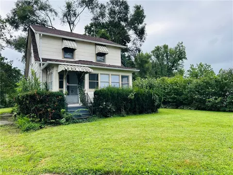 405 Ravenna Rd, Newton Falls, OH 44444