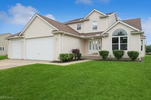 26122 Buckthorn Rd, Oakwood, OH 44146