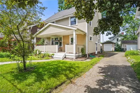1917 Kirk Ct NW, Canton, OH 44709