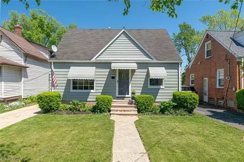 4509 W 157th St, Cleveland, OH 44135