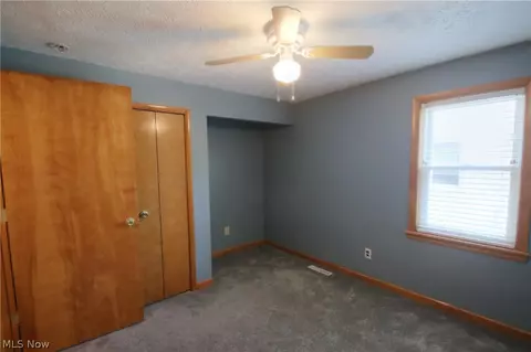 30615 Willowick Dr, Willowick, OH 44095 photo 10