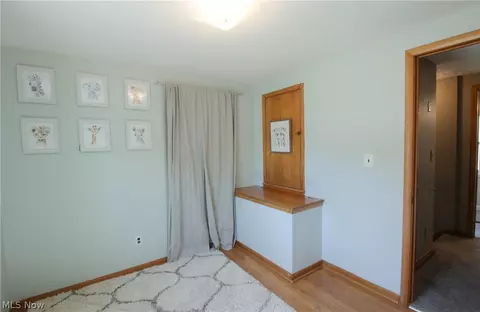30615 Willowick Dr, Willowick, OH 44095 photo 13