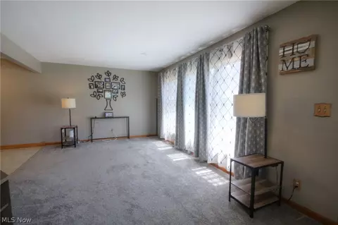 30615 Willowick Dr, Willowick, OH 44095 photo 7
