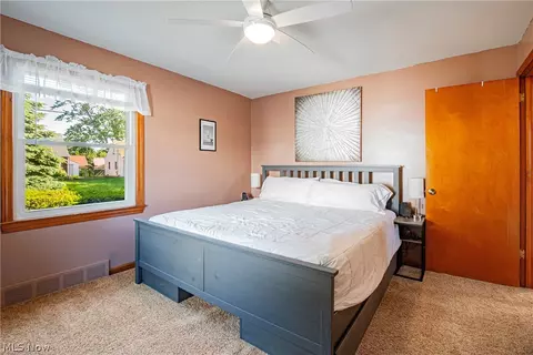 3040 Helen Pl NW, Canton, OH 44708 photo 17