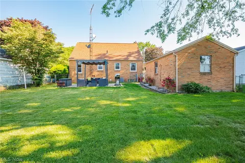 3040 Helen Pl NW, Canton, OH 44708 photo 25