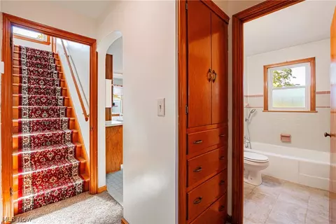 3040 Helen Pl NW, Canton, OH 44708 photo 8