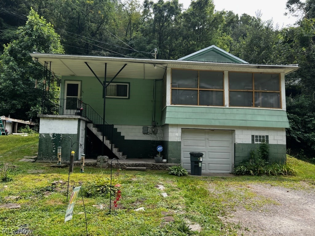 1746 Blosser Ln