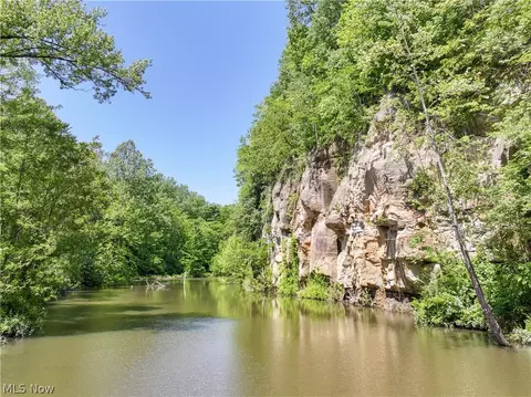 Township Road 195 Ne, New Lexington, OH 43764