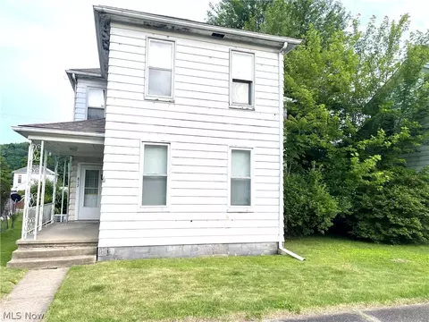 812 Second St, Brilliant, OH 43913