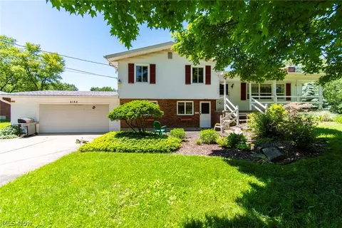 4184 S Canfield Niles Rd, Canfield, OH 44406