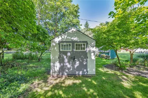 381 Hamilton Cir, Elyria, OH 44035 photo 49
