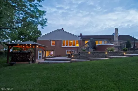 7643 Montello Rd, Independence, OH 44131 photo 2