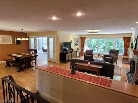 7643 Montello Rd, Independence, OH 44131 photo 9