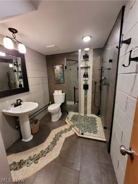 7643 Montello Rd, Independence, OH 44131 photo 30