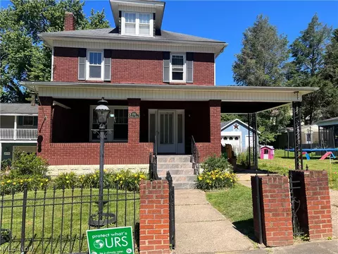 2511 Vaughan Ave, Parkersburg, WV 26101