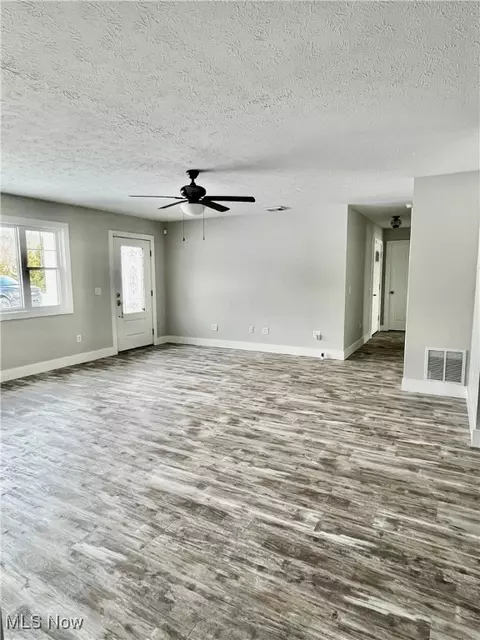 Living - 1982 E Morgan Rd, Jefferson, OH 44047 photo 1 of 2