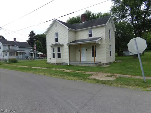 5725 Ream, East Fultonham, OH 43735