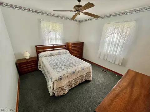 1012 Norman Ave, Ashtabula, OH 44004 photo 4
