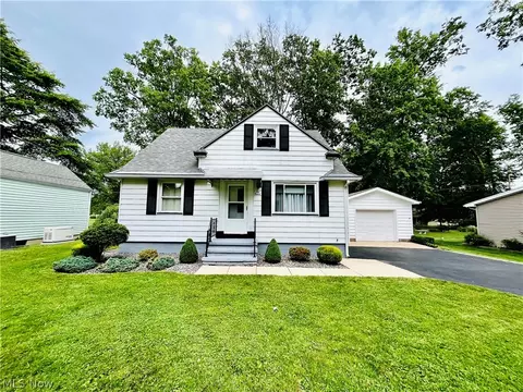 1012 Norman Ave, Ashtabula, OH 44004 photo 8