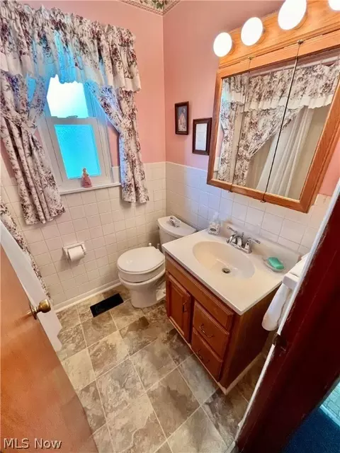 1012 Norman Ave, Ashtabula, OH 44004 photo 24
