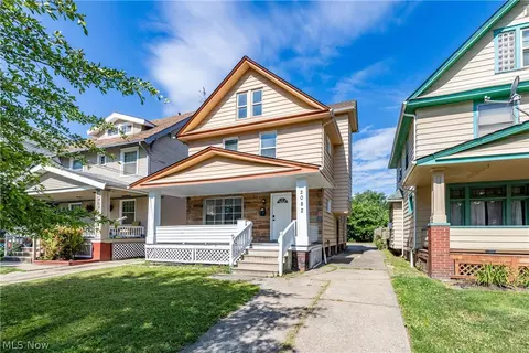 2082 W 91st St, Cleveland, OH 44102