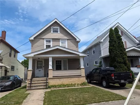 4612 Woburn Ave, Cleveland, OH 44109