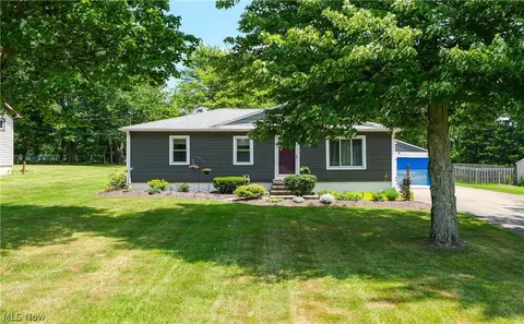 879 Hadcock Rd, Brunswick, OH 44212