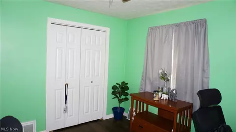 Bedroom - 1863 Java Ave, Akron, OH 44305 photo 2 of 6