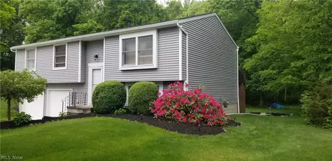 4793 Ruby Ln, Brunswick, OH 44212 photo 2