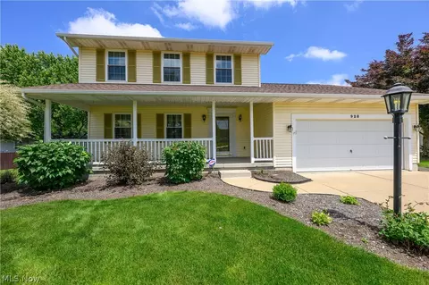 928 Tamwood Dr, Canal Fulton, OH 44614