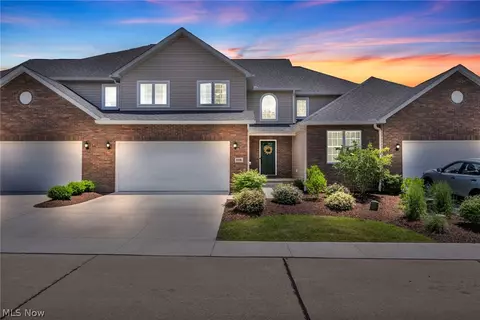 4708 Cypress Point Dr, Brunswick, OH 44212