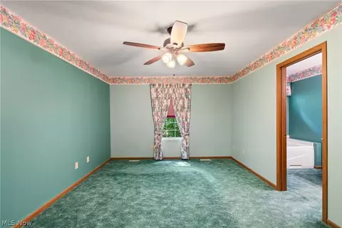 560 Wolf Ave, Wadsworth, OH 44281 photo 17