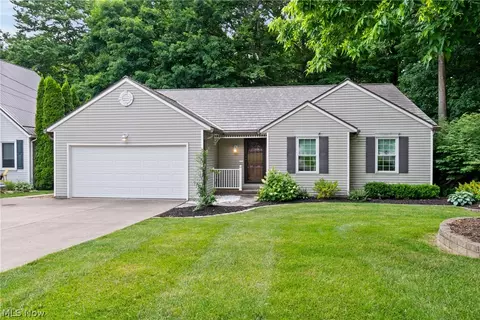 560 Wolf Ave, Wadsworth, OH 44281 photo 5